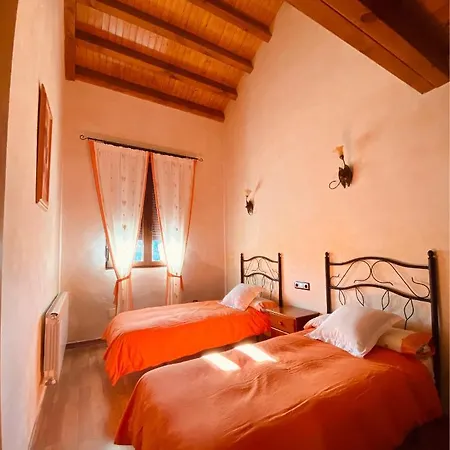 Holiday home Lucia La Horcajada
