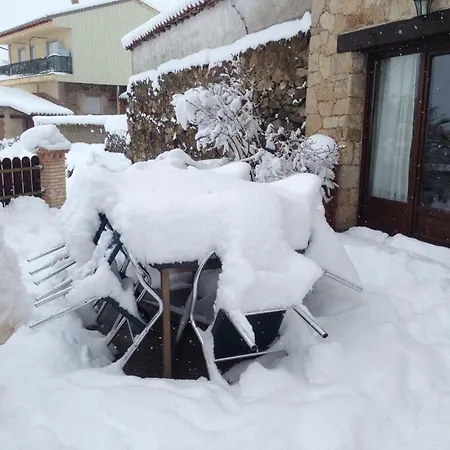 Lucia Casa de Férias La Horcajada