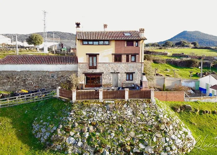 Lucia Casa de Férias La Horcajada